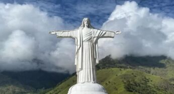 Patung Yesus Kristus Tertinggi di Dunia Ternyata Berada di Kawasan Pulau Samosir Danau Toba, Simak Lokasinya!
